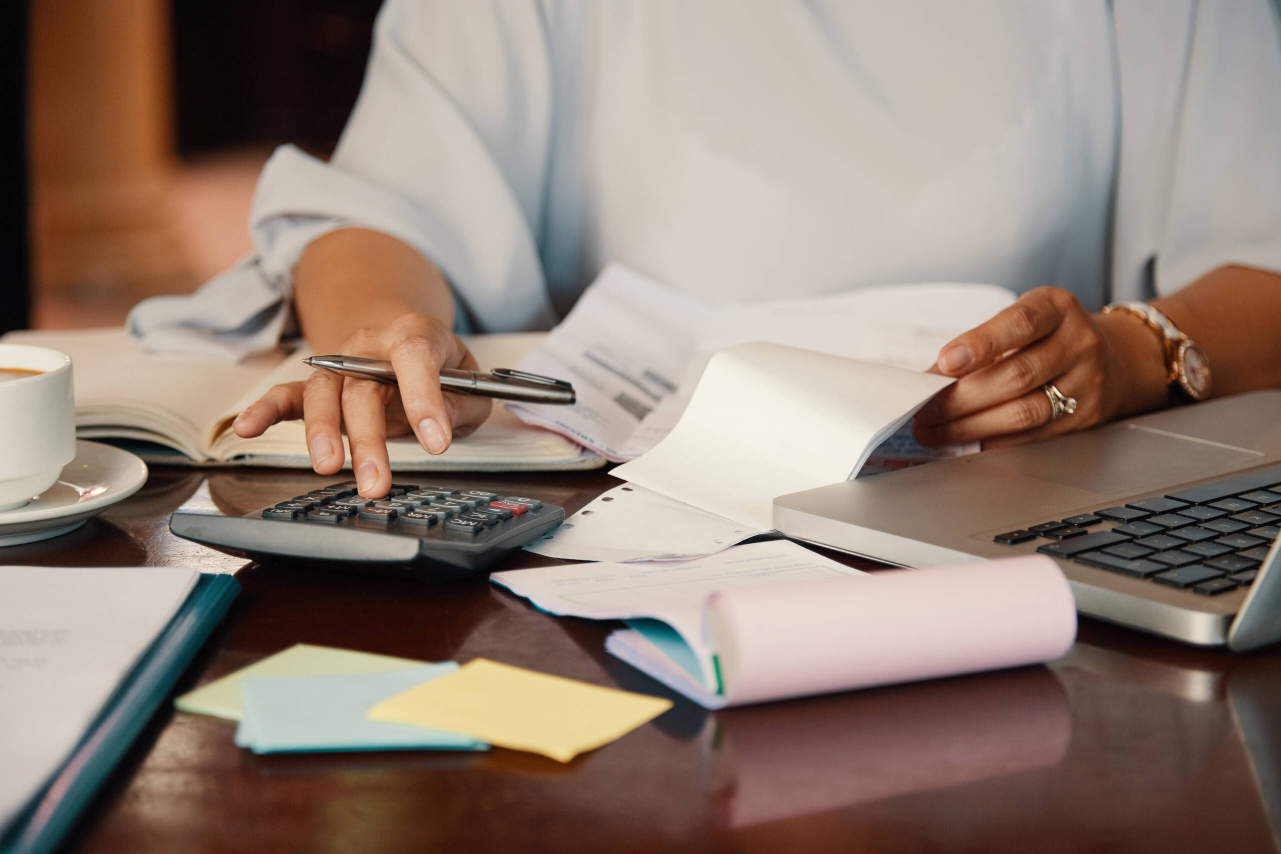 Calculating capital gain tax in Pakistan with documents and calculator